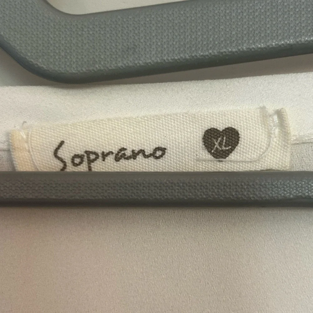 White Soprano Top - Picture 3 of 4